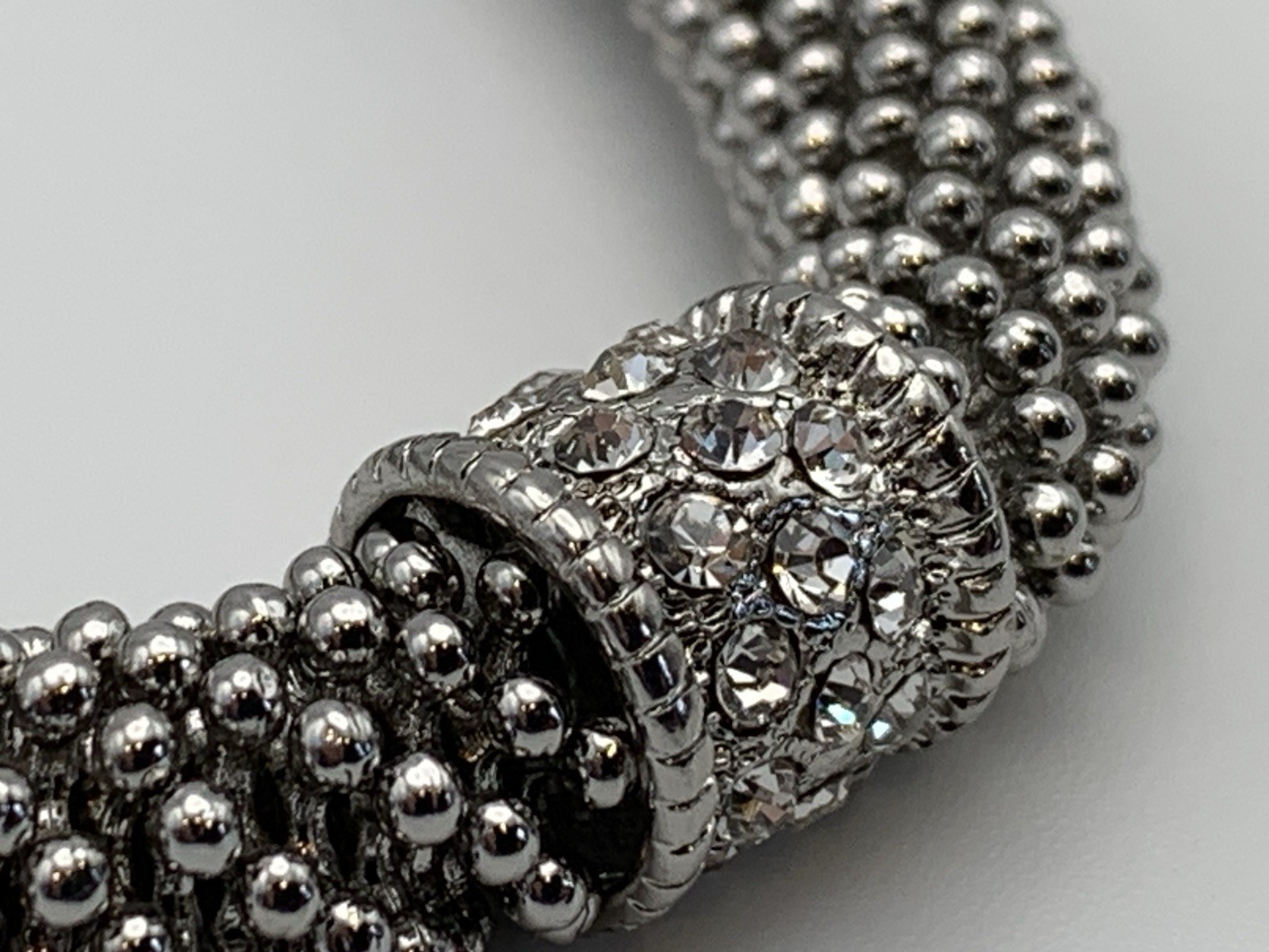 Unique Elastic Stretch Silver Tone Rhinestones Roundelle Spacer Bracelet