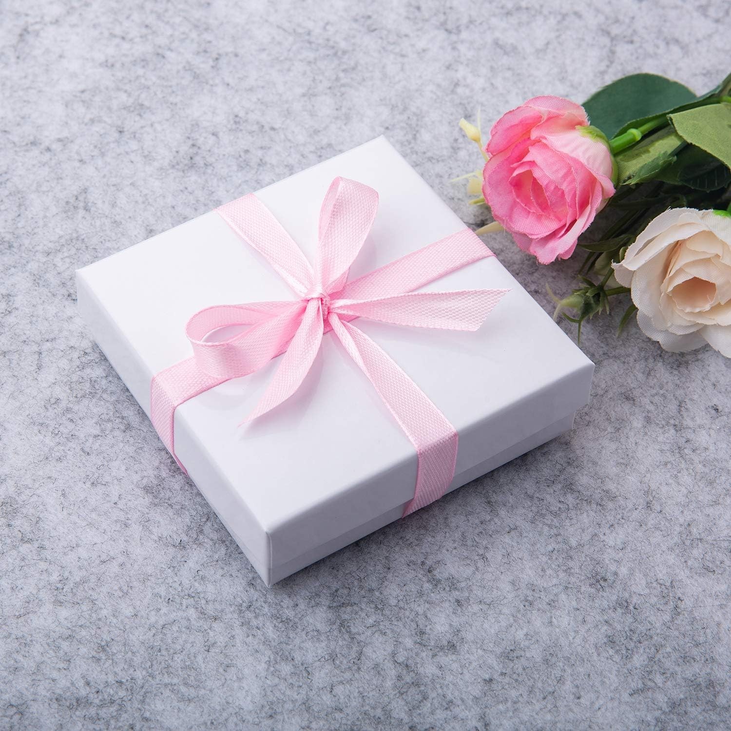 High-Quality 20-Piece Jewelry Gift Box Set – 3.5×3.5×1 Inch for Any Occasion