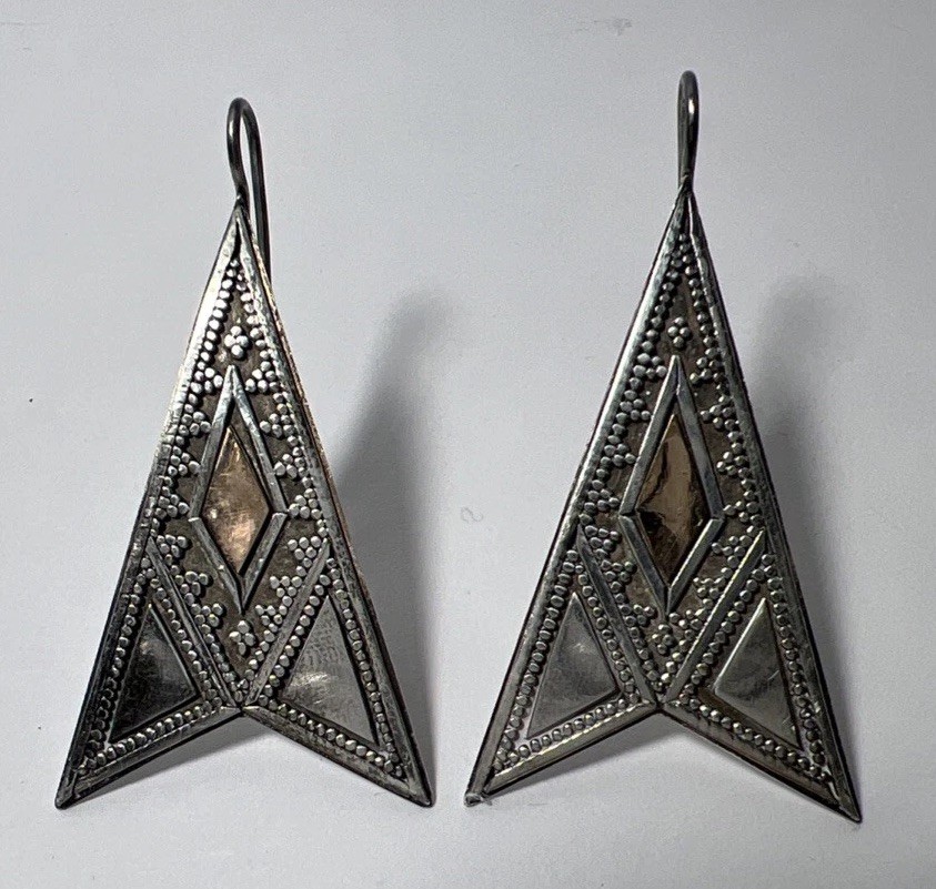VTG (1 Pair) Sterling Silver 925 & 750 (18K) Gold Shape Pattern Hook Earrings