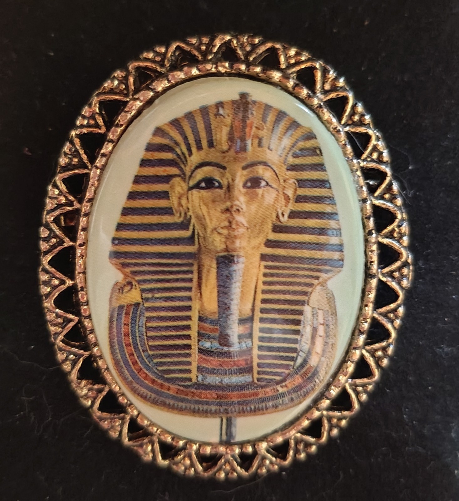 Vintage Style Unmarked PHARAOH Brooch Pendant Egyptian Revival Resin Base Metal