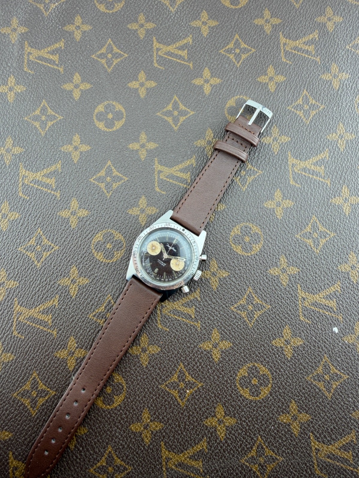 Jungfrau Skin Diver Chronograph Caliber 149 Stainless Steel Swiss