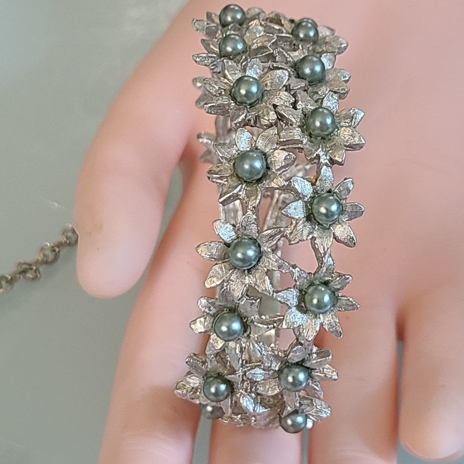 Vintage Marboux BOUCHER Floral Clamper Bracelet Necklace Set Grey Green Pearl
