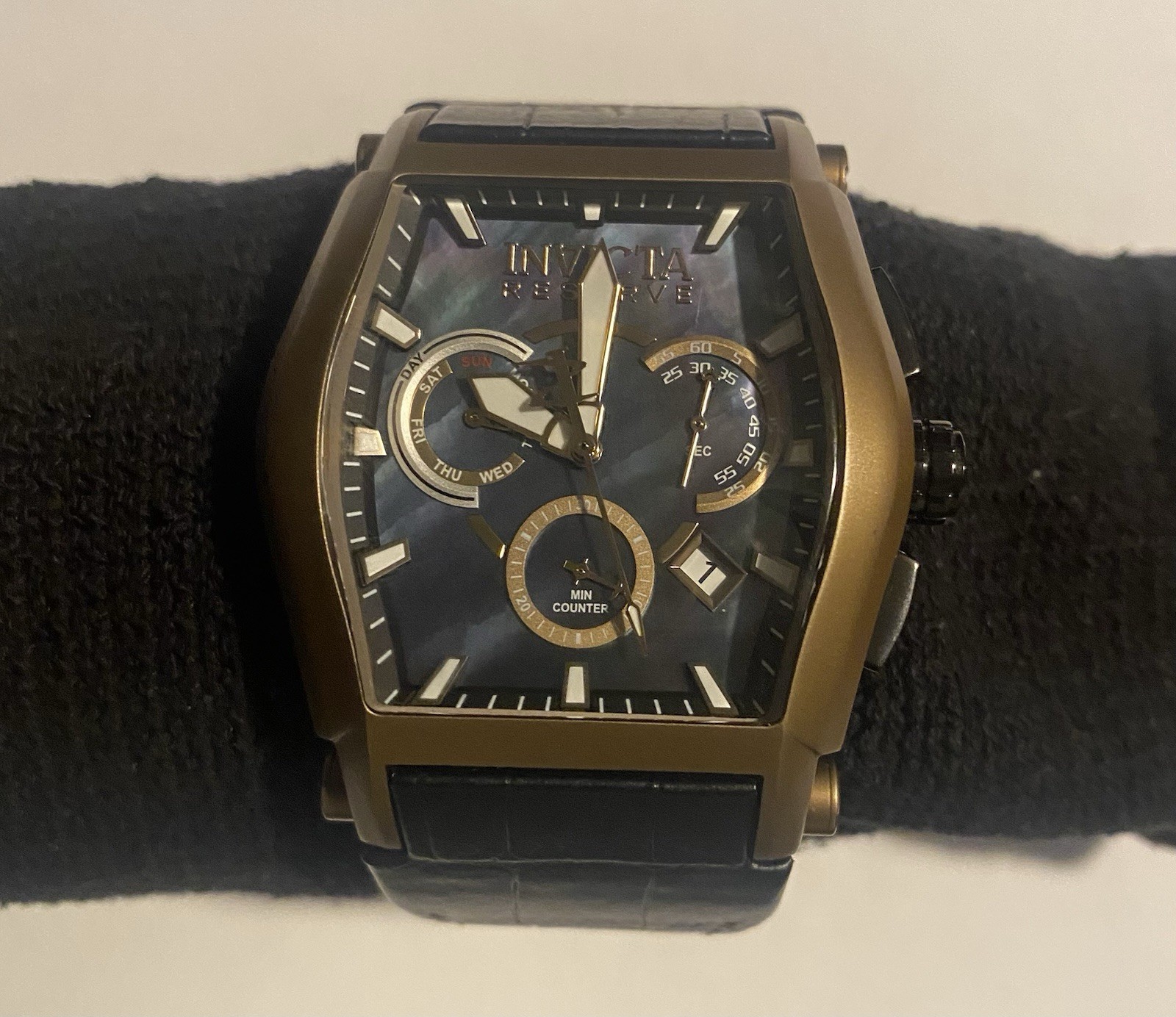 Invicta Men’s Watch Beige/ Brown Leather Band Reserve Model 33383