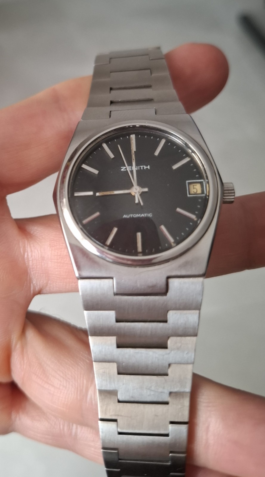 Zenith Surf ref. 02-0690-380 caliber 2572pc