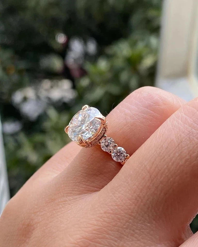 5Ct Round EF/VS1 Lab Grown Diamond Hidden Halo Wedding Ring 14k Yellow Gold IGI