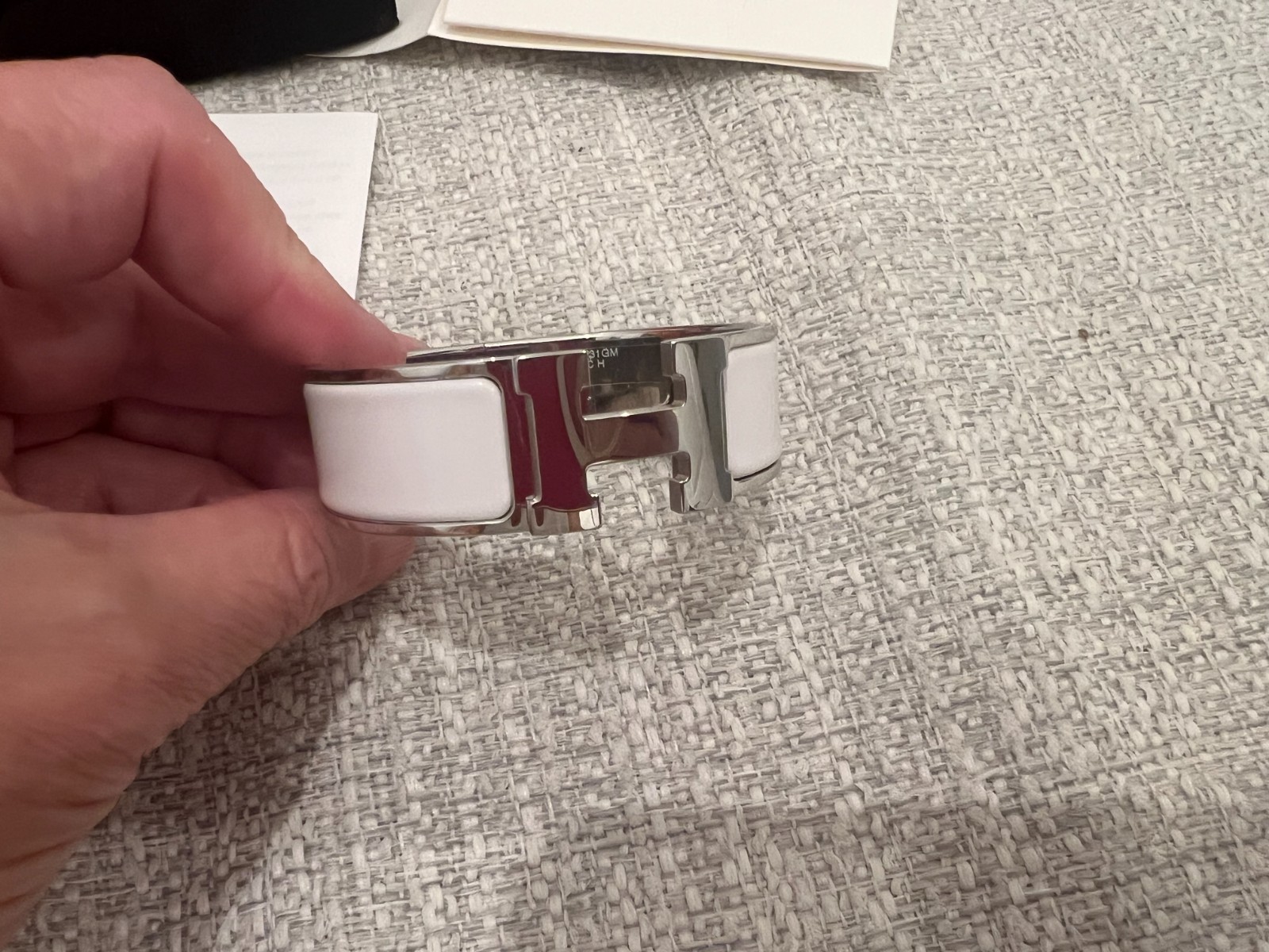 New Authentic HERMES Silver White Enamel Clic Clac H Wide Bracelet Size M/L GM