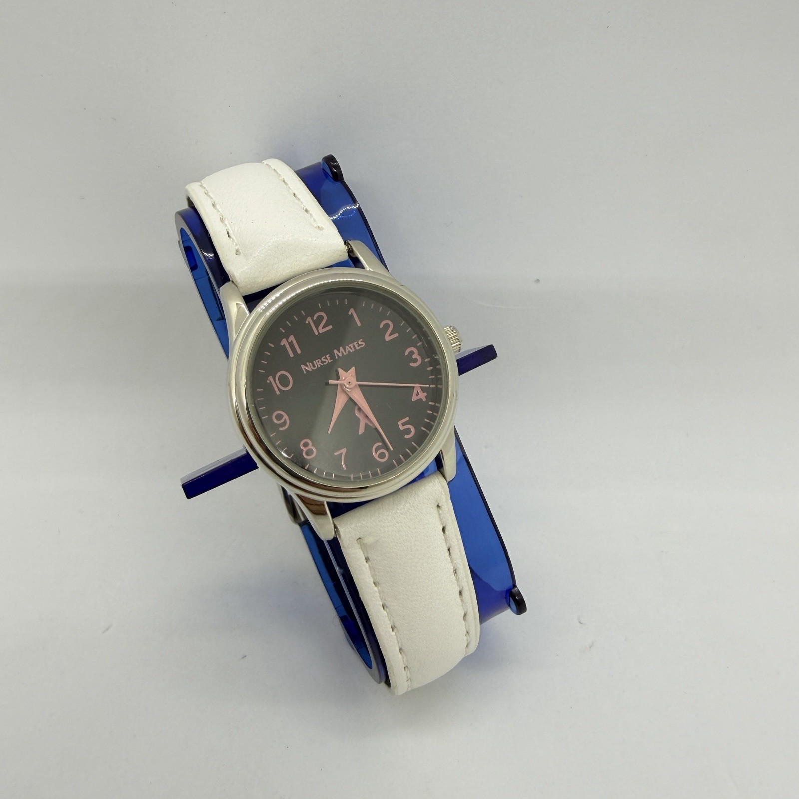 Nurse Mates Ribbon Awareness nurse watch water-resistant Leather strap – White