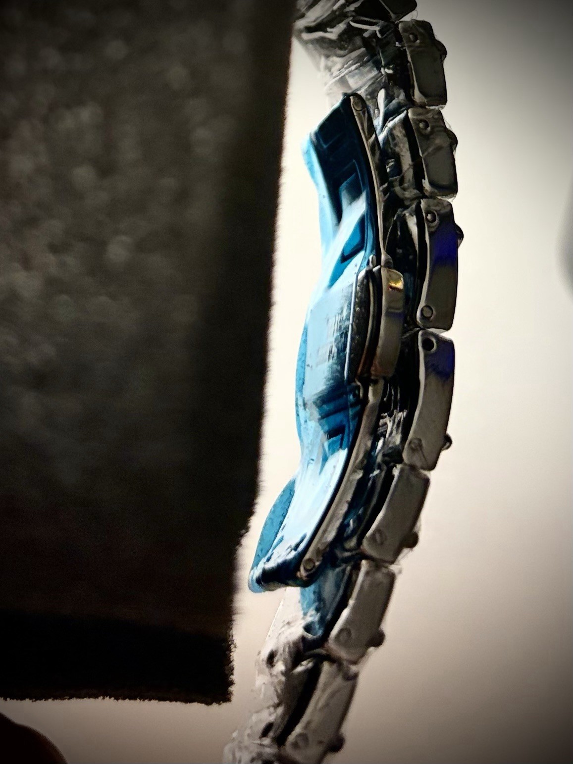 “Demon-Claw” Y2K Men’s Black and Silver Stainless Steel Quarts Watch