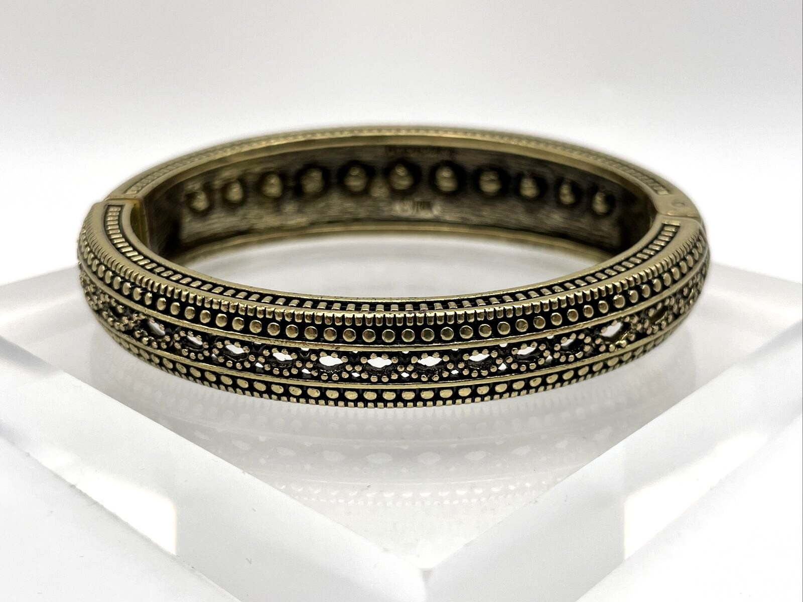 HEIDI DAUS “Everyday Elegance” Crystal Bracelet 2 Piece Set – Chrysolite – NIB