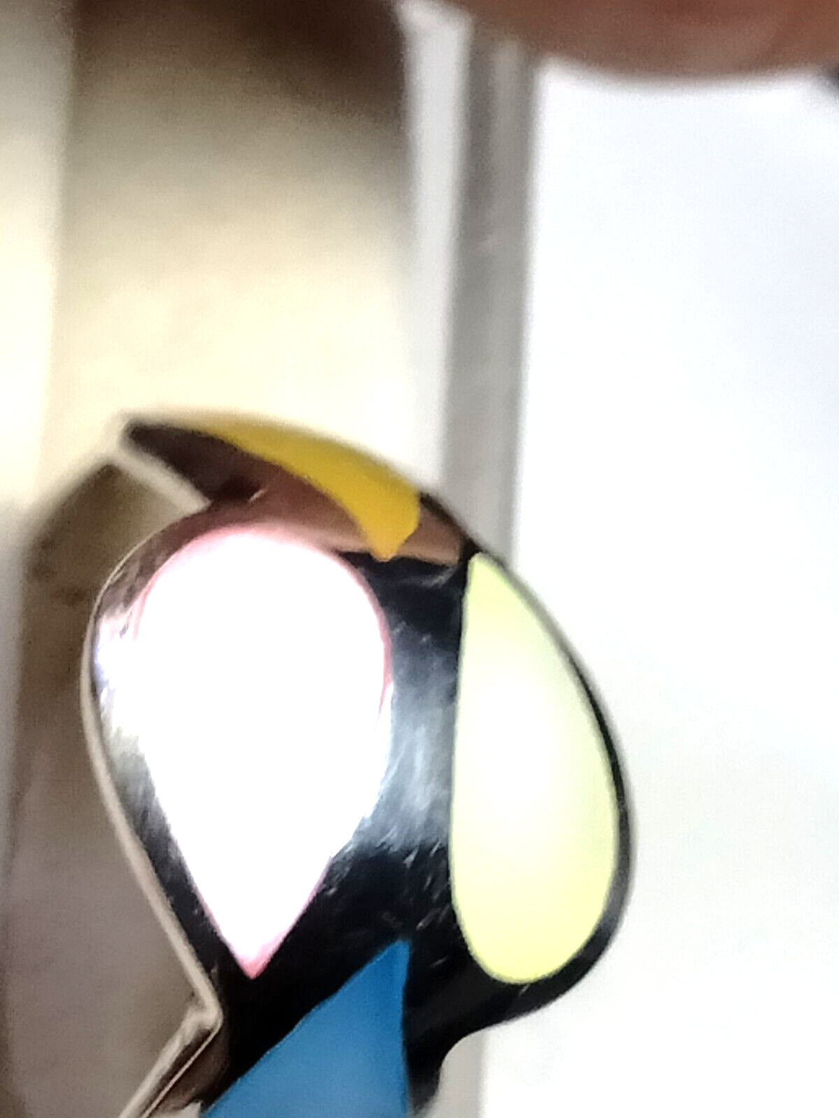 LOVELY! MOP INLAYS IN STERLING SILVER.925 RING SIZE 9.0-9.25!
