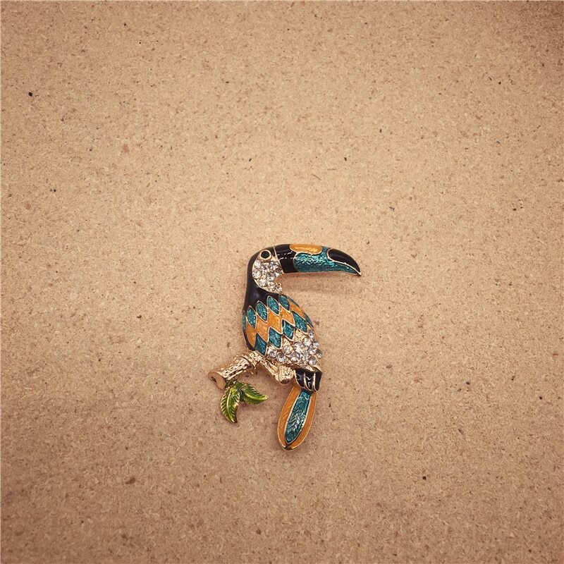 Retro Insect Brooch Forest literary Fresh Pins Woman Accessories Brooches