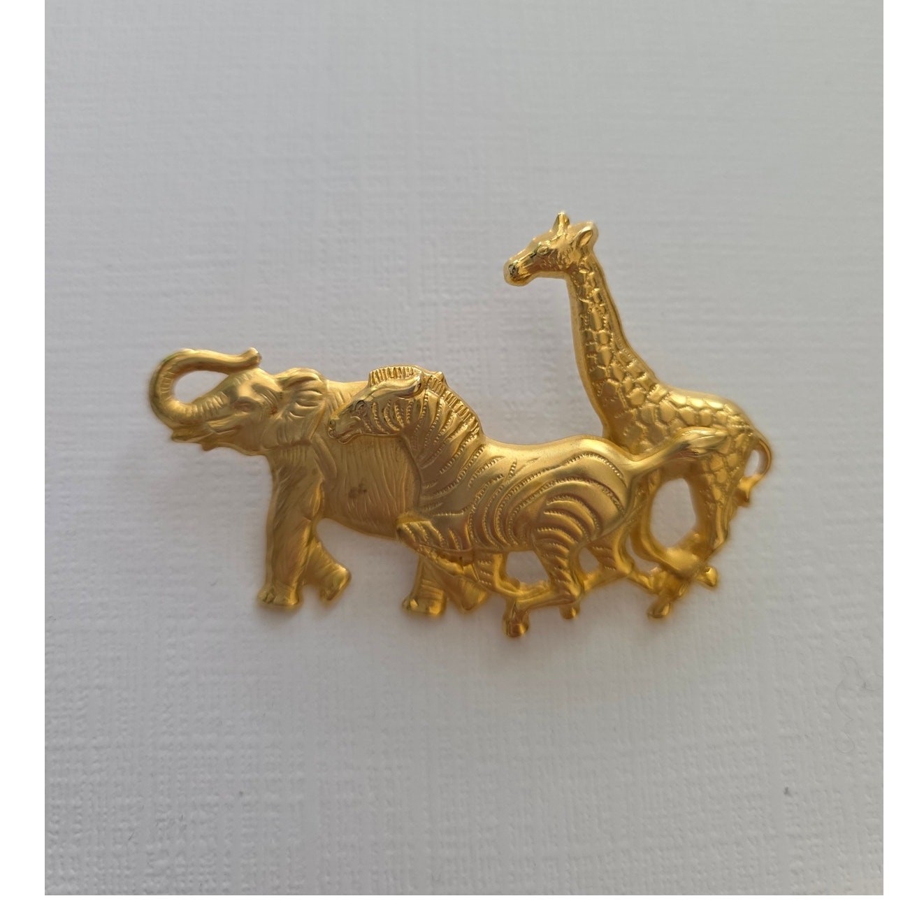 Premier Designs Safari Gold Tone Zebra Elephant Giraffe Brooch Pin
