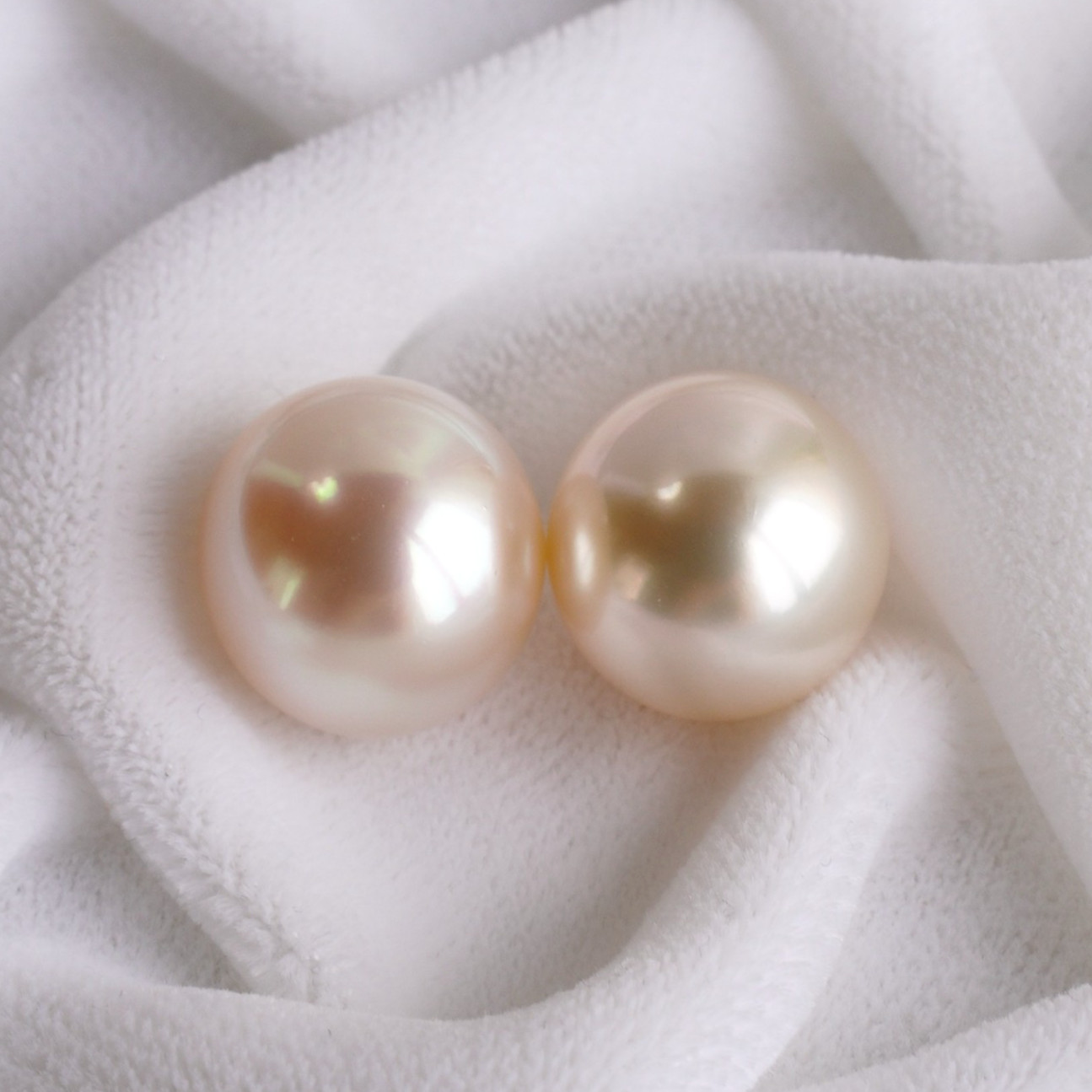 Big Pair,11.8×12.5mm Oval Champagne South Sea Loose Pearl Undrilled, High Luster