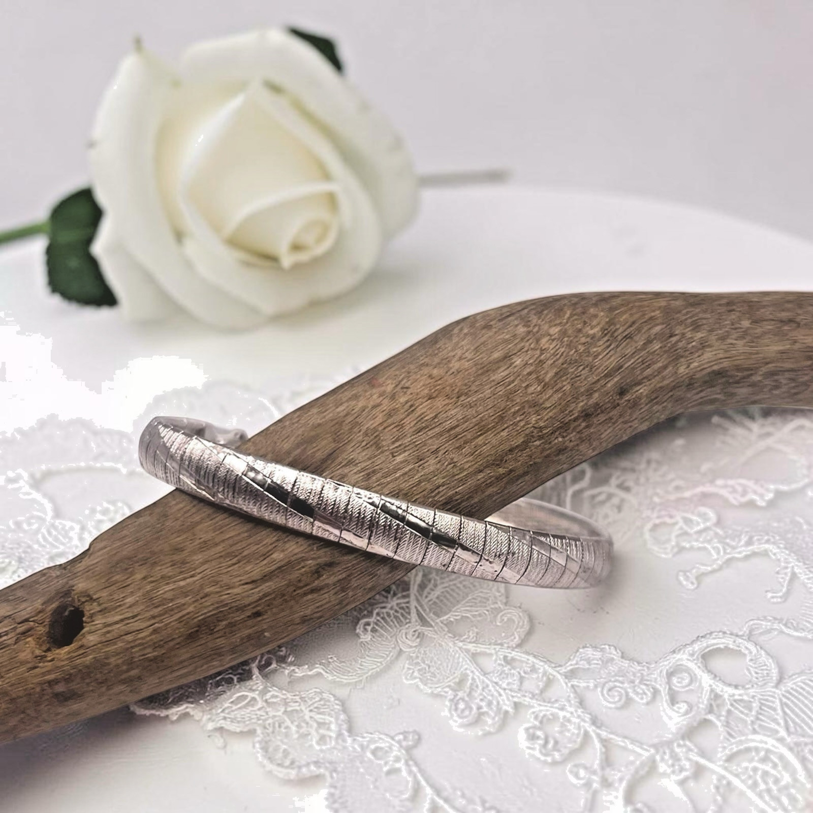 Italian Solid 925 Sterling Silver Diamond Cut Snake Chain Bracelet, 7″ ~ 10.7g