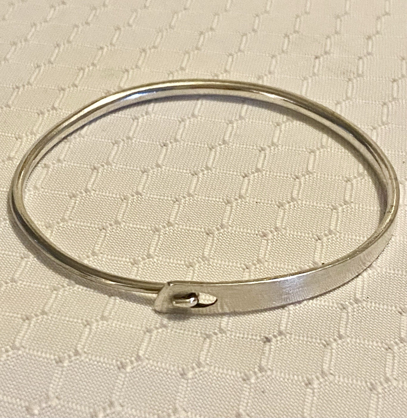 Silver Tapered Buckle Hook On Bracelet – Secure Hook If Charms Are Added 13g