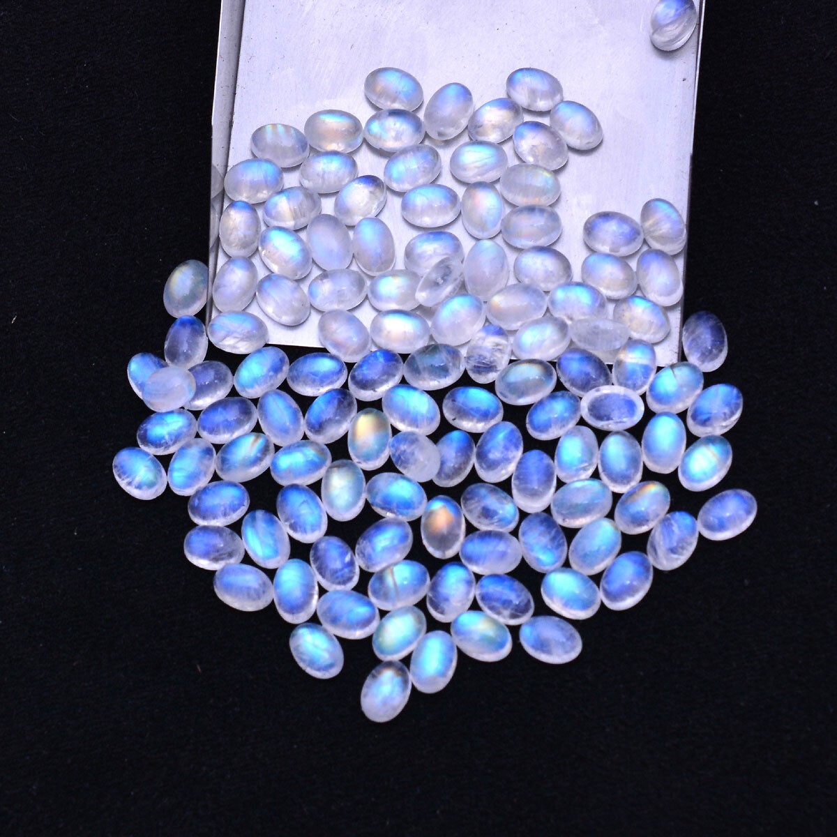 25 Pcs Natural Blue Fire Moonstone 7x5mm Untreated Oval Cabochon Gemstones Lot