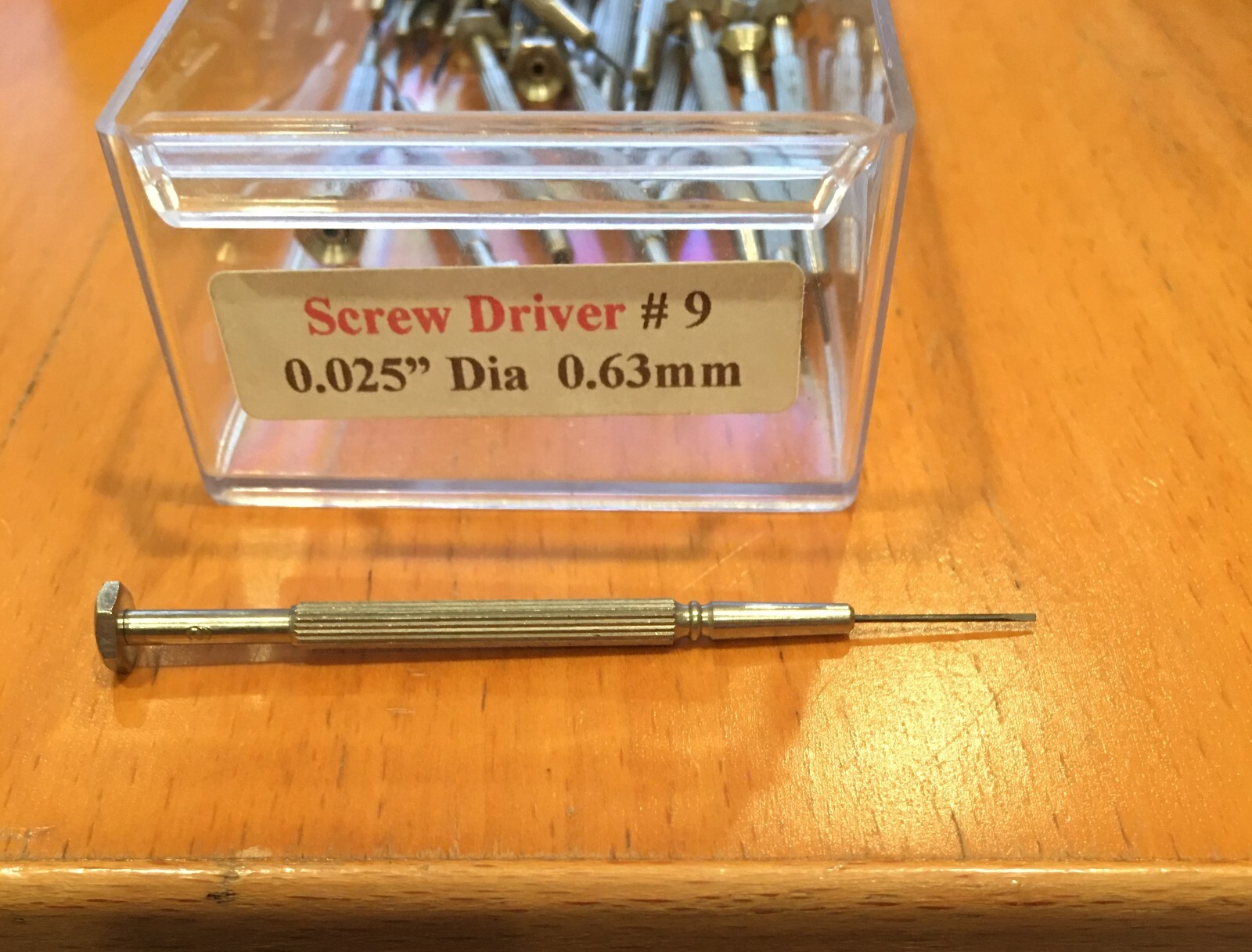 Screw Driver for Miniature screws 0.025 Inch Blade 0.63 mm