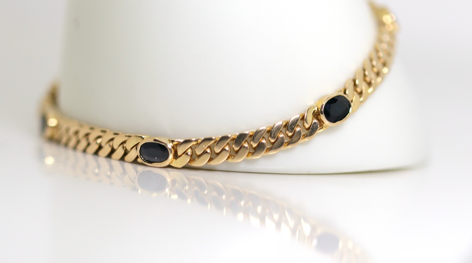 Yellow Gold Curb Sapphire Oval Gemstone Bracelet 585 – 14kt WG Hallmarked L: 21cm