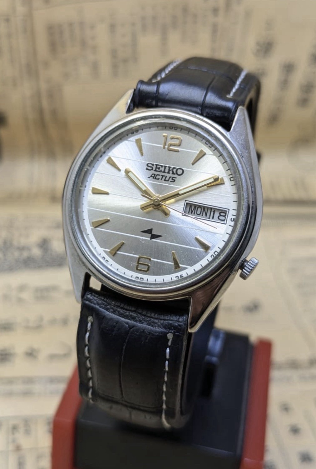 Vintage Seiko 5 Actus 7009 Automatic 21 Jewels Men’s Watch Japan Silver Sunburst