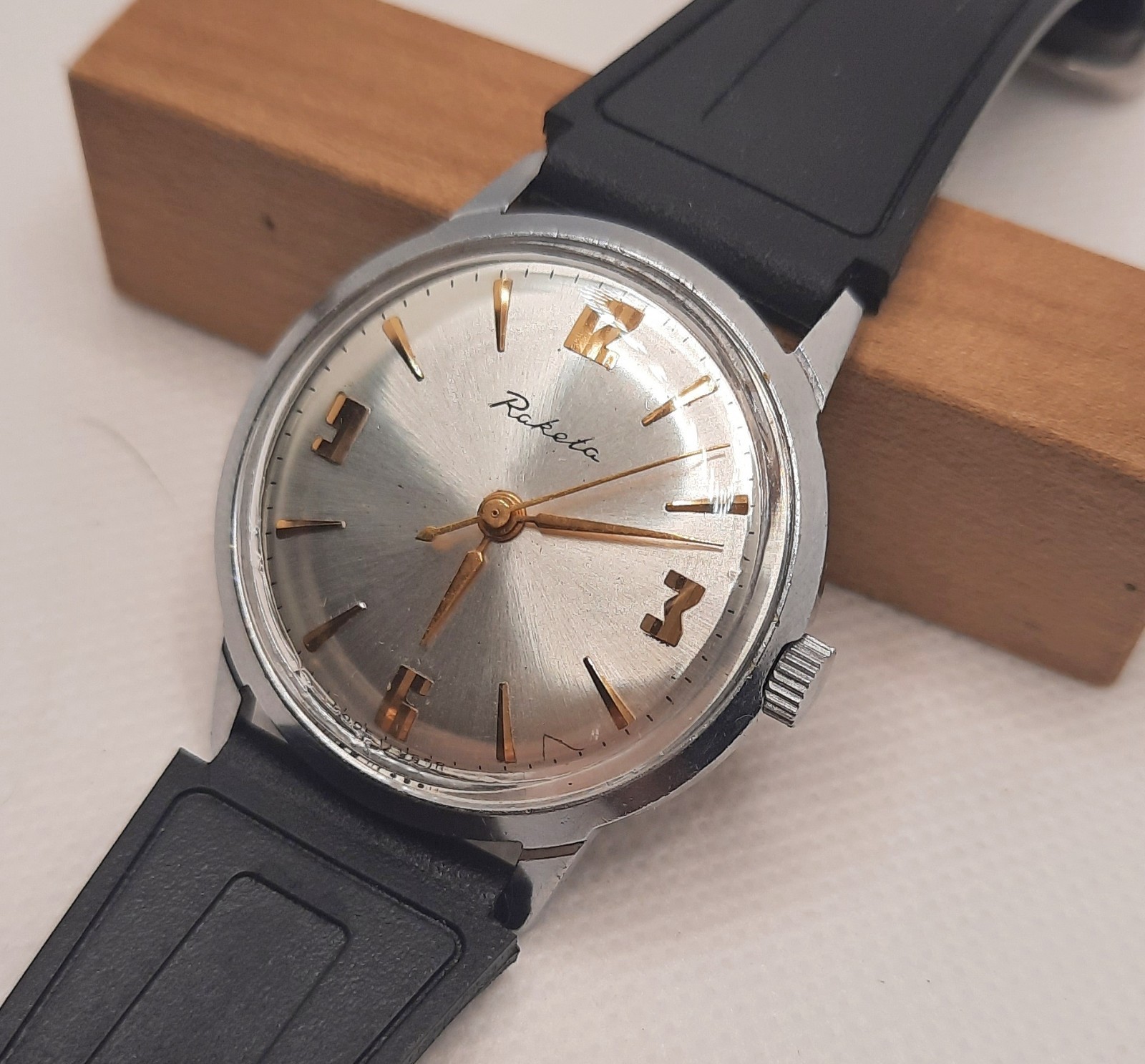RAKETA 2609A.1 Soviet 21 jewels Rare Vintage USSR Watch