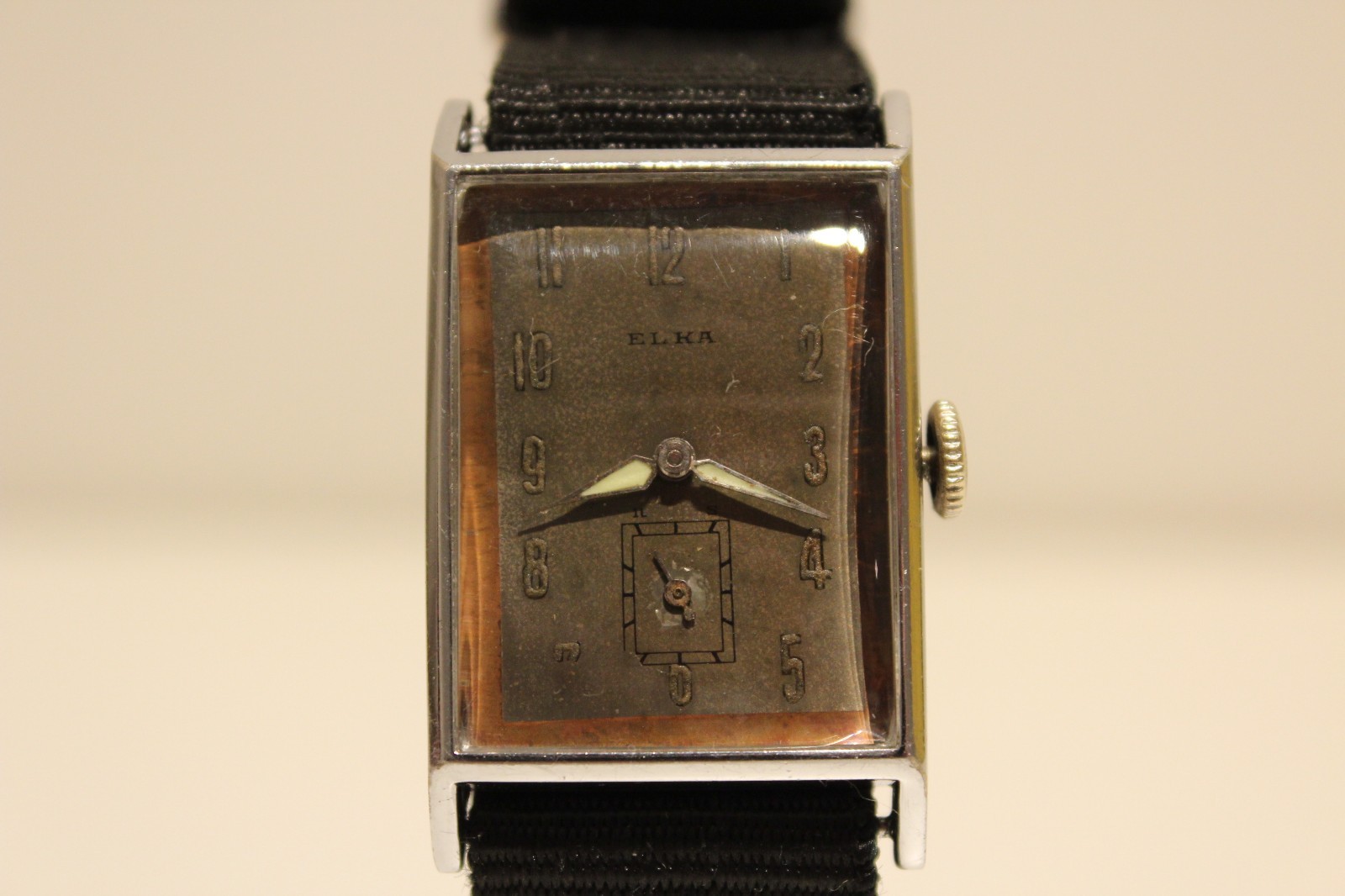 VINTAGE WW2 MILITARY RARE BIG RECTANGULAR MECHANICAL MEN’S WATCH “ELKA” 16 J