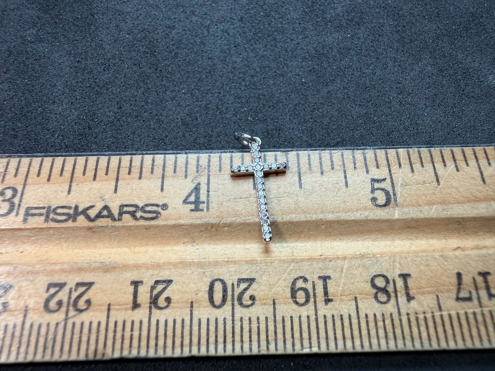 0.27g Vintage Sterling Silver 925 Pendant Cross Sparkling Design M