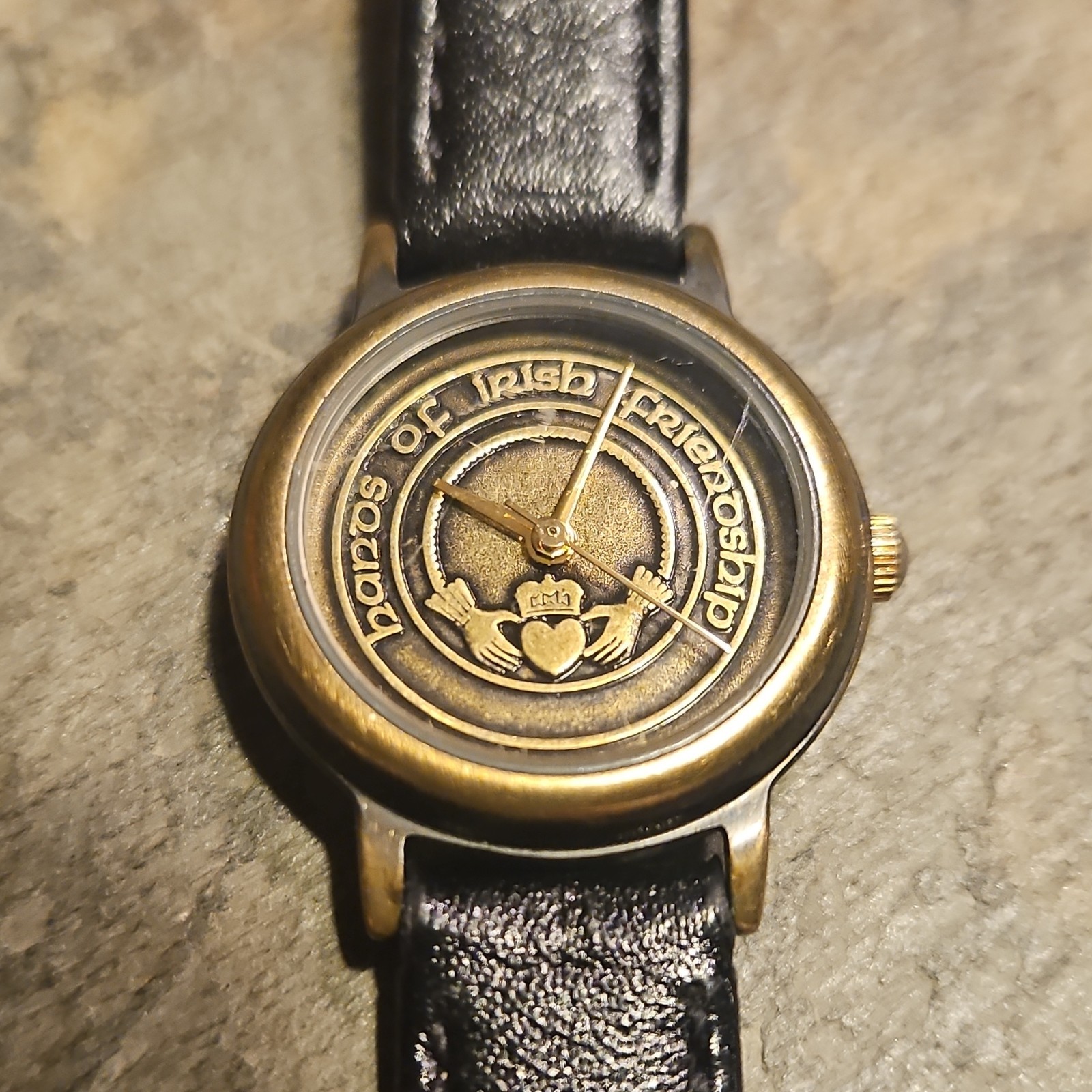 Hands of Irish Friendship Bronze Stainless Steel Quartz Wristwatch Black Leather