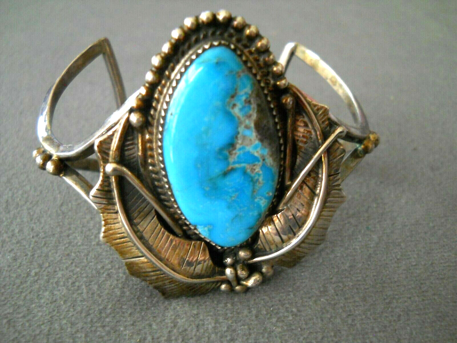 Southwestern Native American Navajo Rich Blue Turquoise Sterling Silver Bracelet