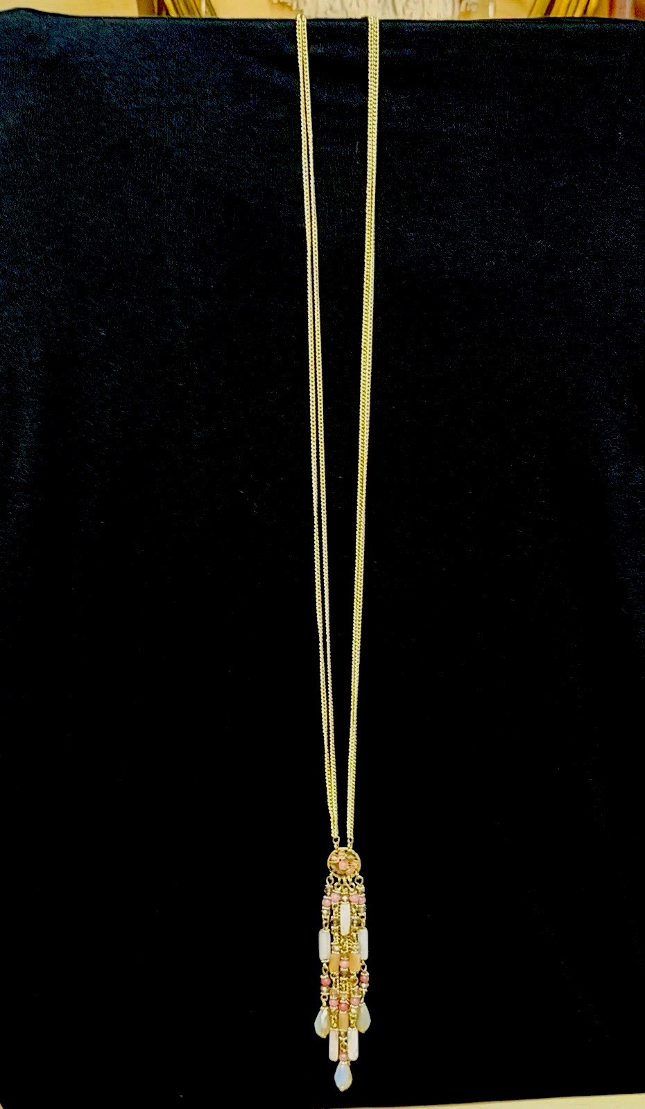 Beautiful Gold-plated Pink & White Beaded Tassel Pendant Necklace 20″