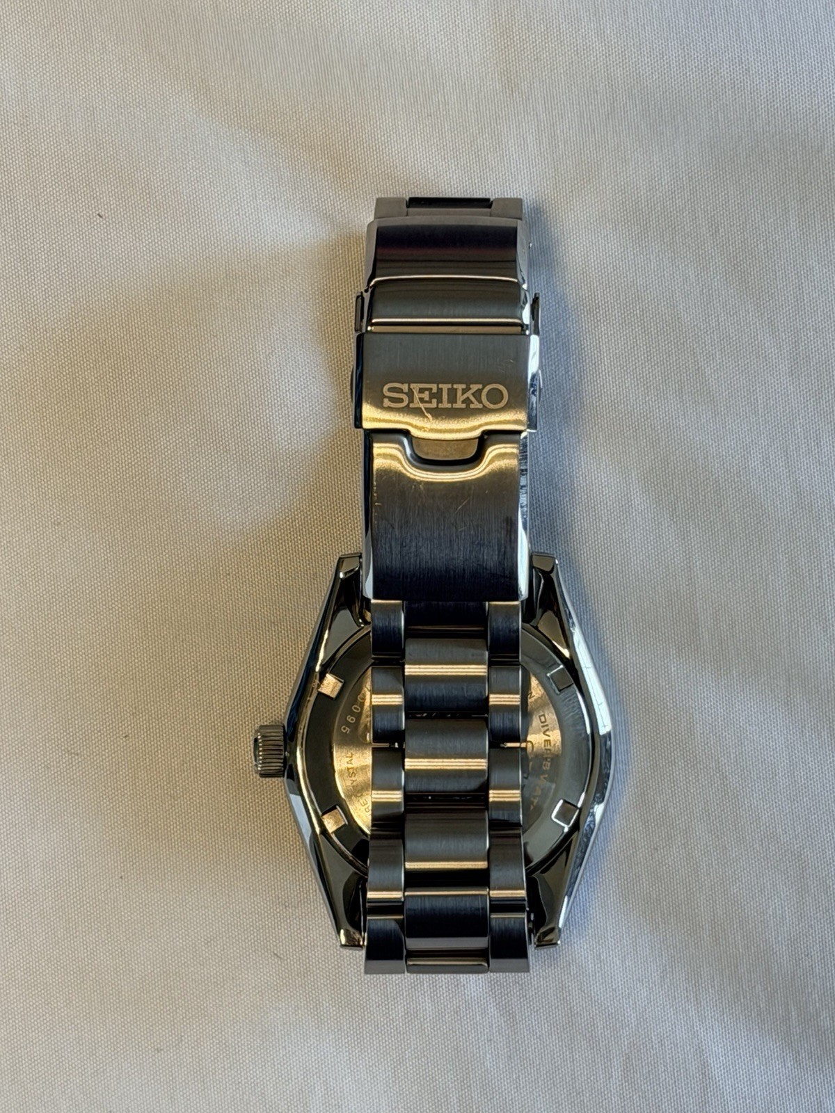 Seiko SPB143J1 40.5mm full set. Warranty/box and papers.