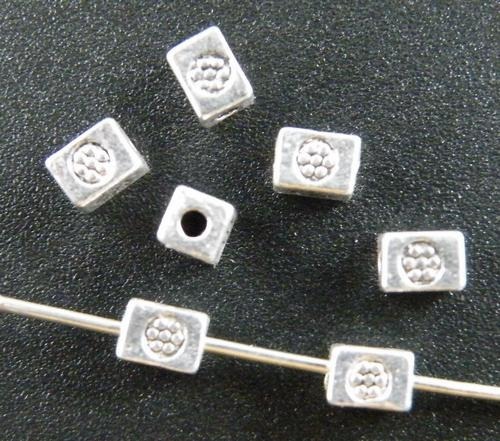 700pcs Tibetan Silver Little Cube Spacer Beads 4.5×3.5x3mm 1659