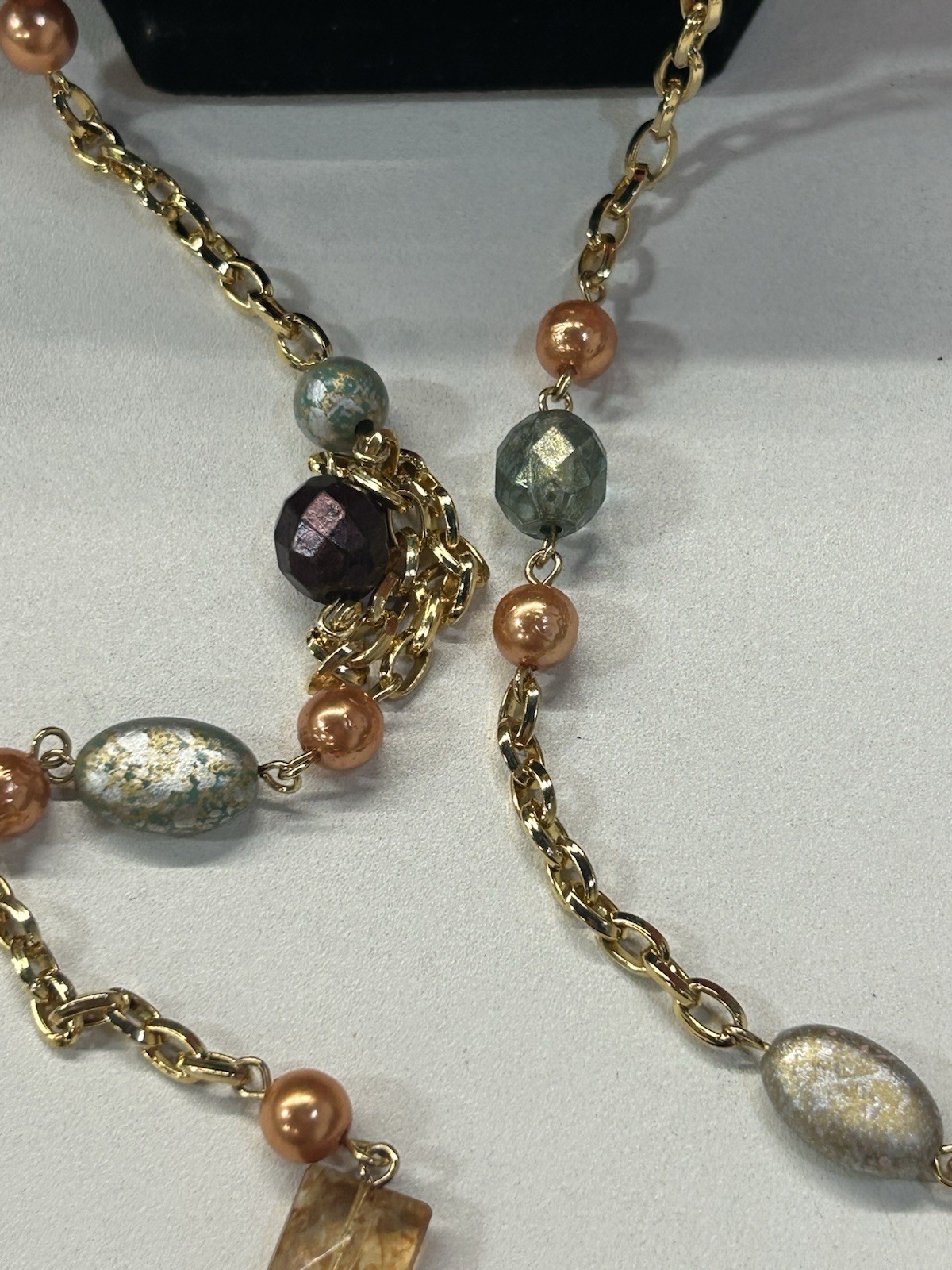 Beautiful vintage art glass layering necklace