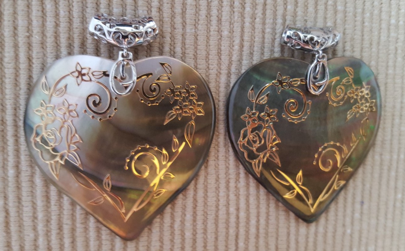 2 Shell Heart Pendants – NEW