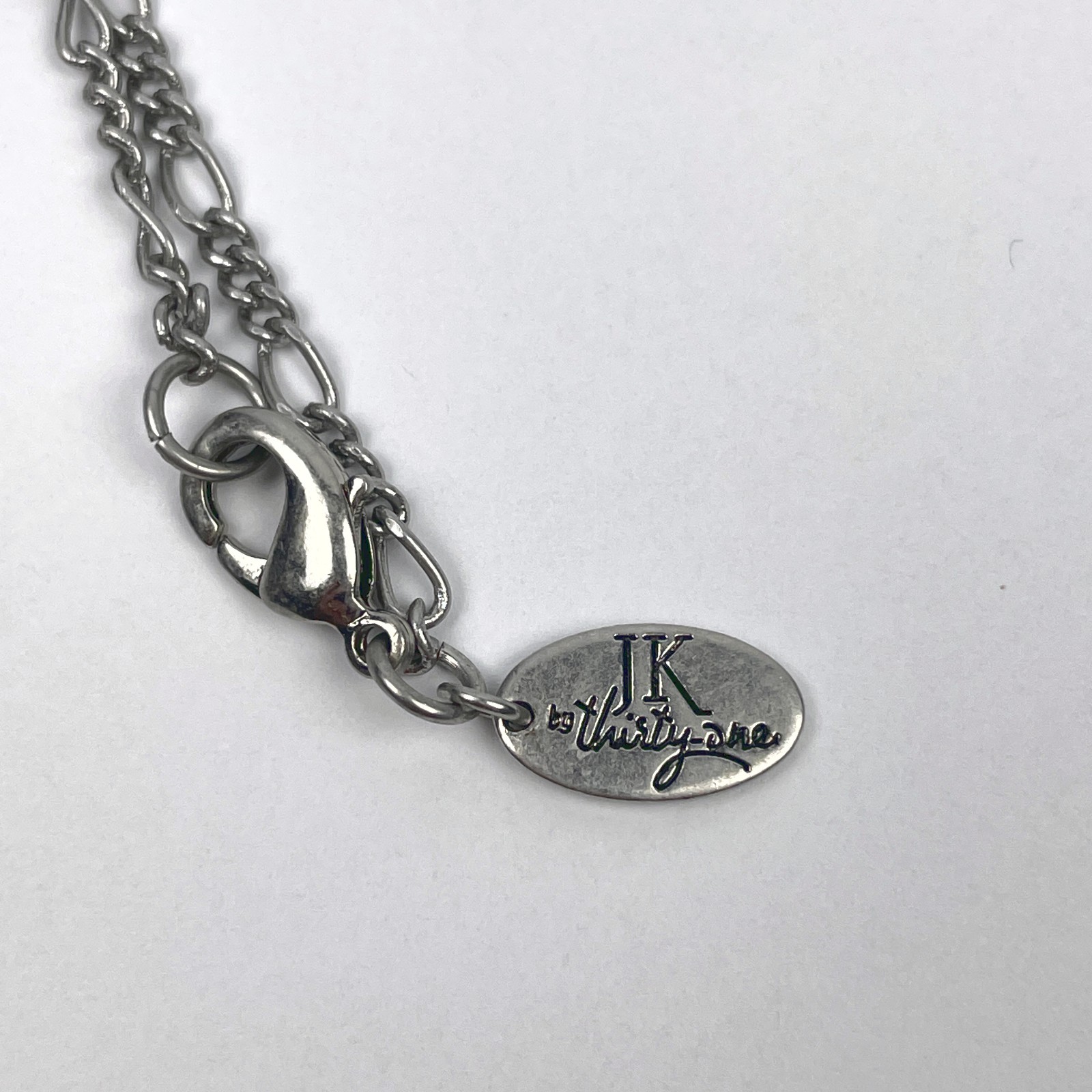 JK By Thirty-One Loving Heart Two-Tone Necklace 34″ Chain Hammered Pendant