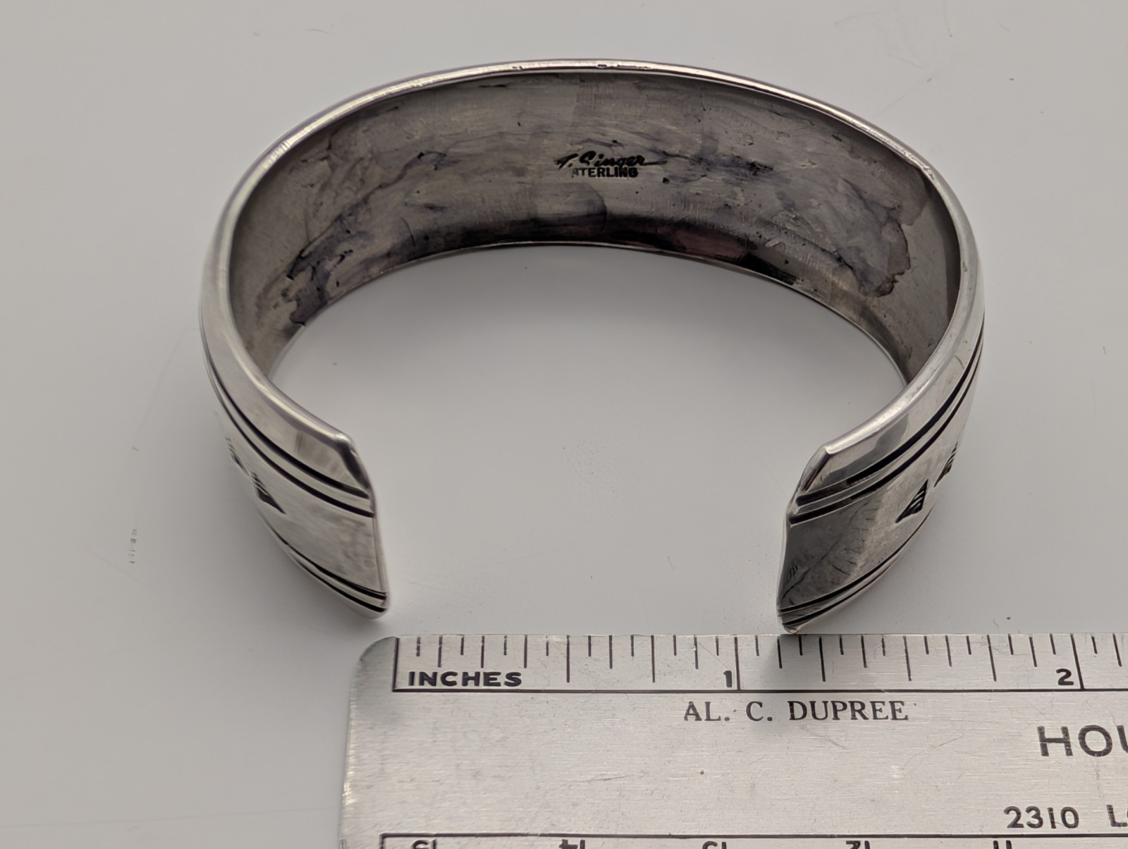 Vintage Navajo Tommy Singer Handmade Sterling Silver Cuff Bracelet Stacker Sz 6½