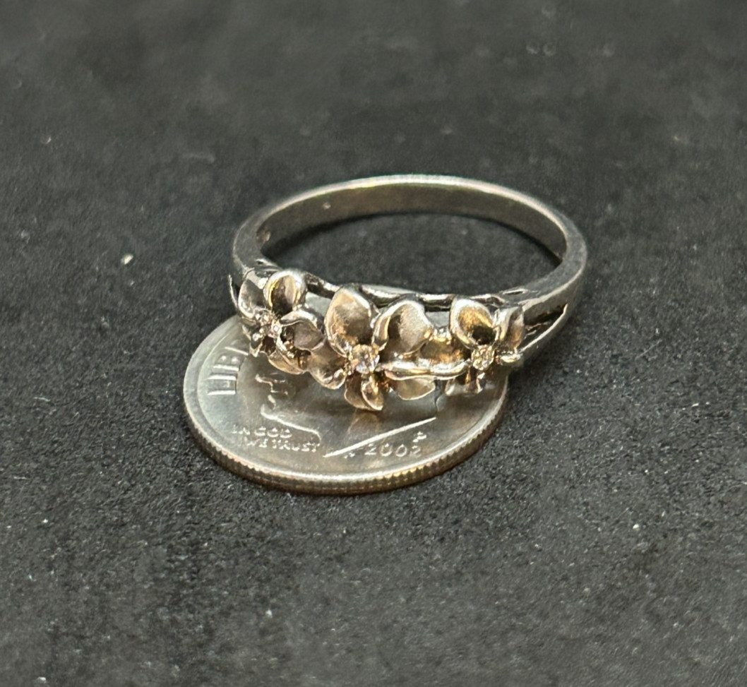 925 Sterling CZ Flower Ring Sz 7 – 2.56g