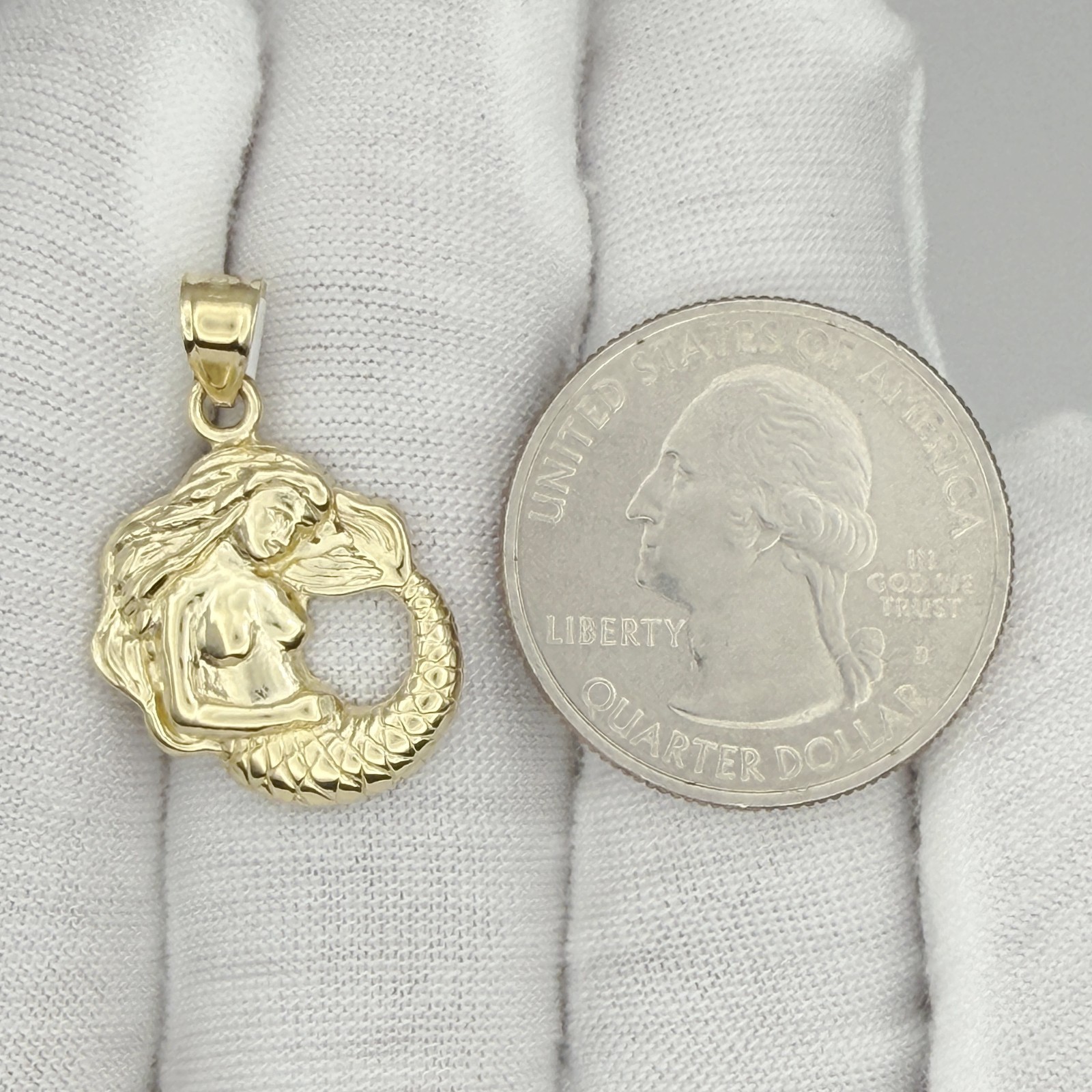 10k Yellow Gold Women Sea Mermaid Charm Pendant Ocean Beach Nautical Jewelry