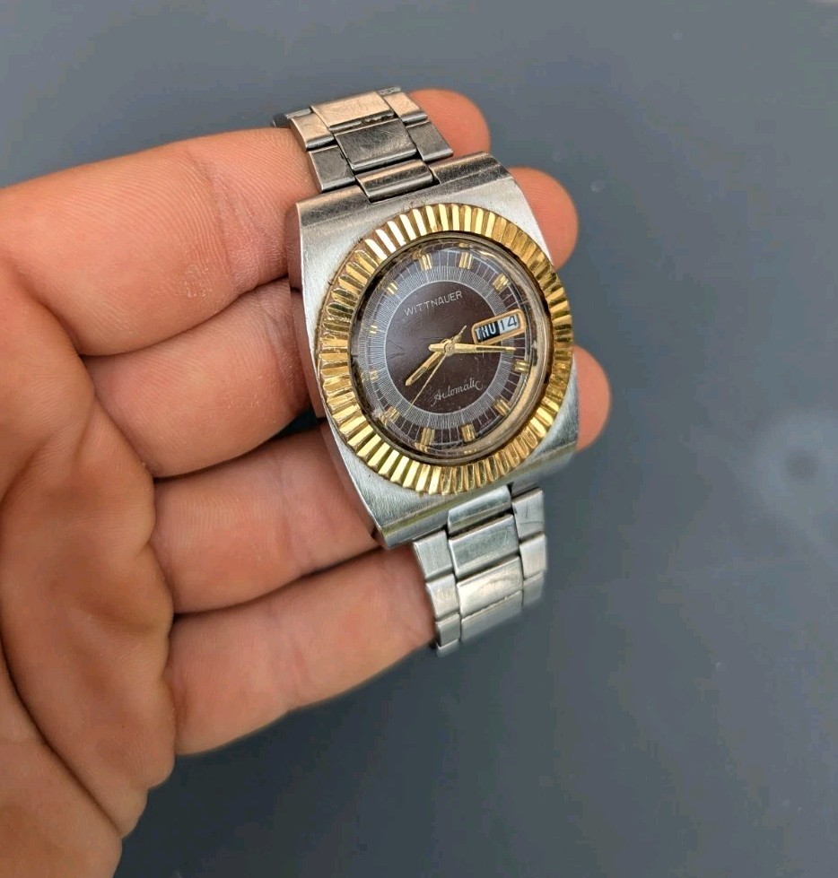 Vintage Longines Wittnauer Automatic Stainless Steel Day Date Mens Watch (Runs)