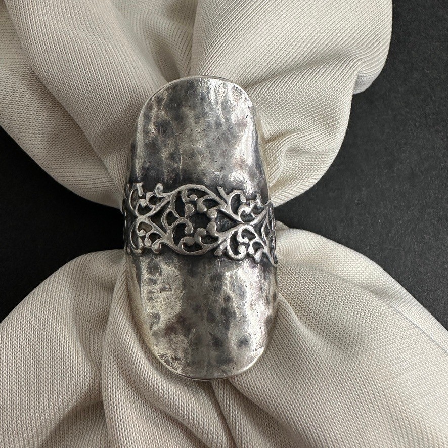 Israel 925 Sterling Silver Hammered Filigree Wide Shield Band Ring Size 7.75