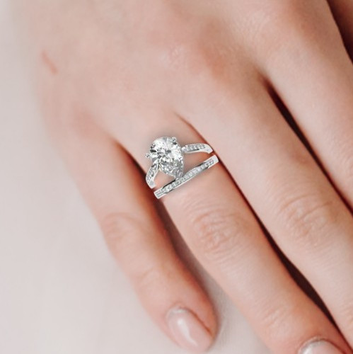 5.50 Ct Pear Moissanite Ring 925 Sterling Silver CZ Halo Engagement Bridal