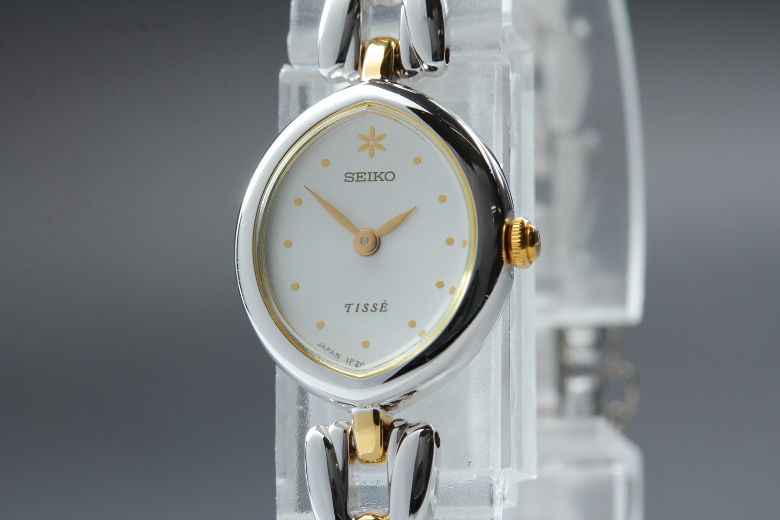 [MINT] Seiko TISSE 1F20-5200 17mm White Dial Quartz Women’s Watch From JAPAN