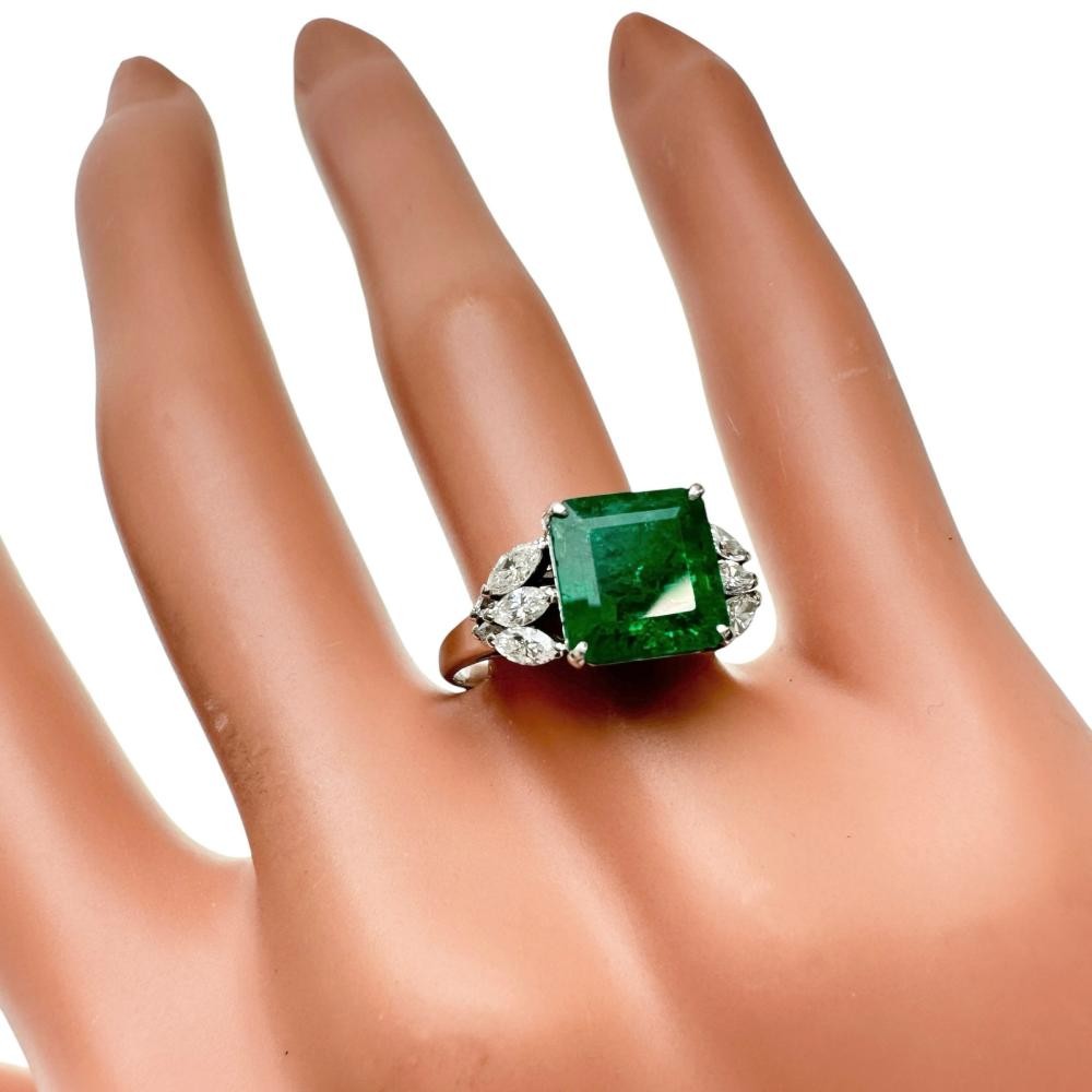 US 7.2 Emerald 3.03ct diamond 0.67ct in total Ring Pt900Platinum 5.4g Women