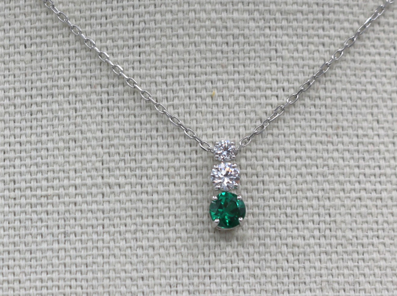 Swarovski Stilla Attract Pendant Necklace Green & Clear Crystals Rhodium Plated