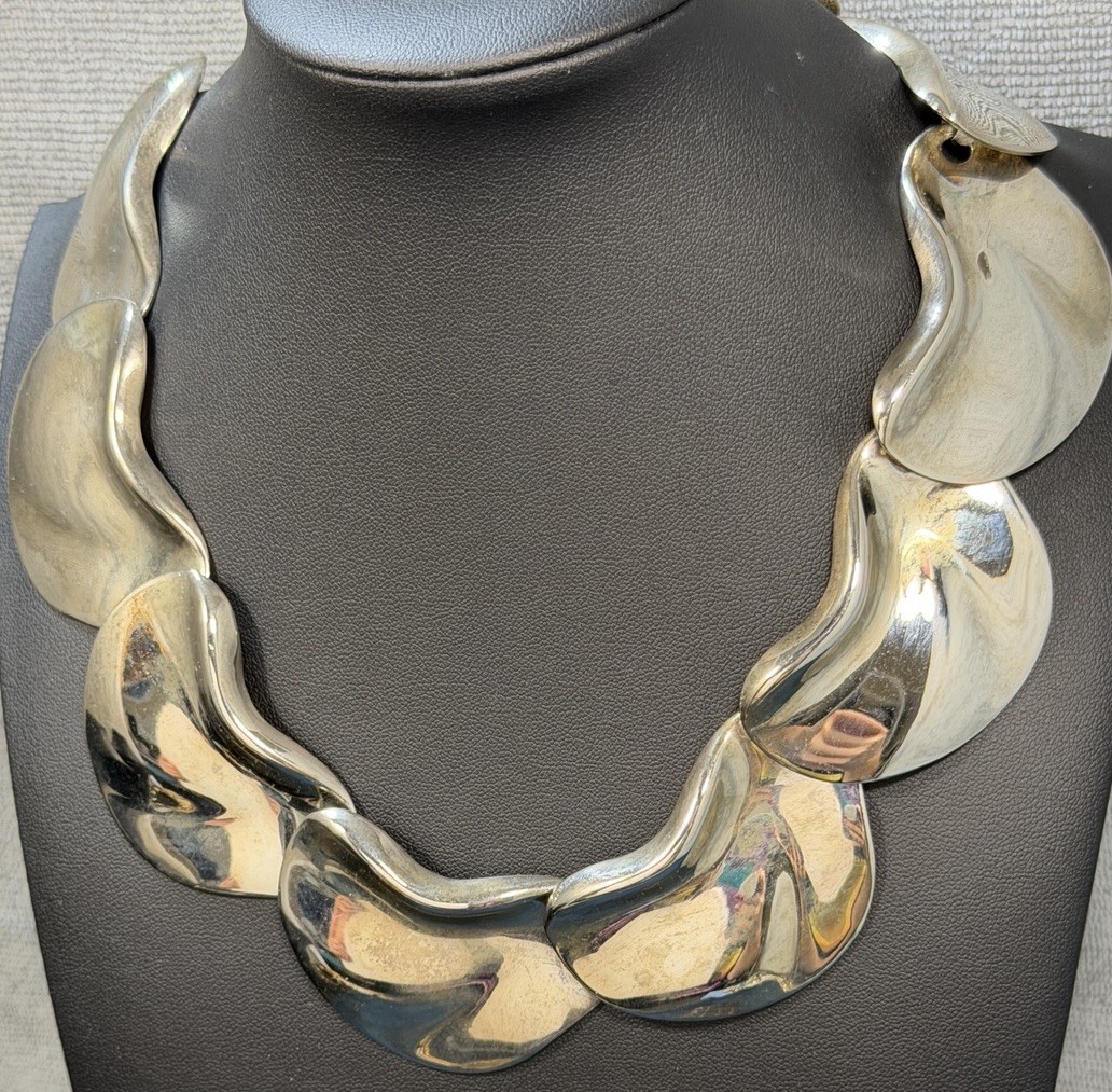 Vintage Modernist Statement Necklace Silver Tone Mirror Finish Chunky Collar