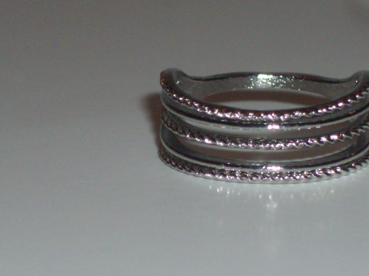 8 Pc. Silvertone Unique Band Variety Ring Lot-Sizes 7, 8, 8.5, 9 & 9.5
