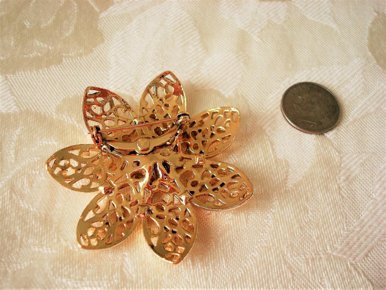 Vintage Gold tone Openwork Flower Pin Brooch 2 1/8 In. KJ