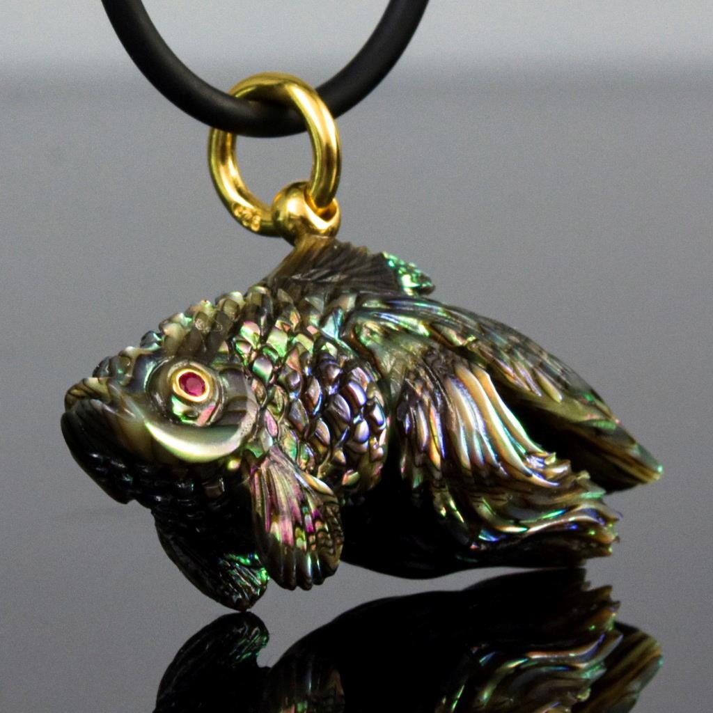 Gold Fish Pendant Carved Abalone Shell Gold Vermeil Sterling Silver Ruby 9.71g