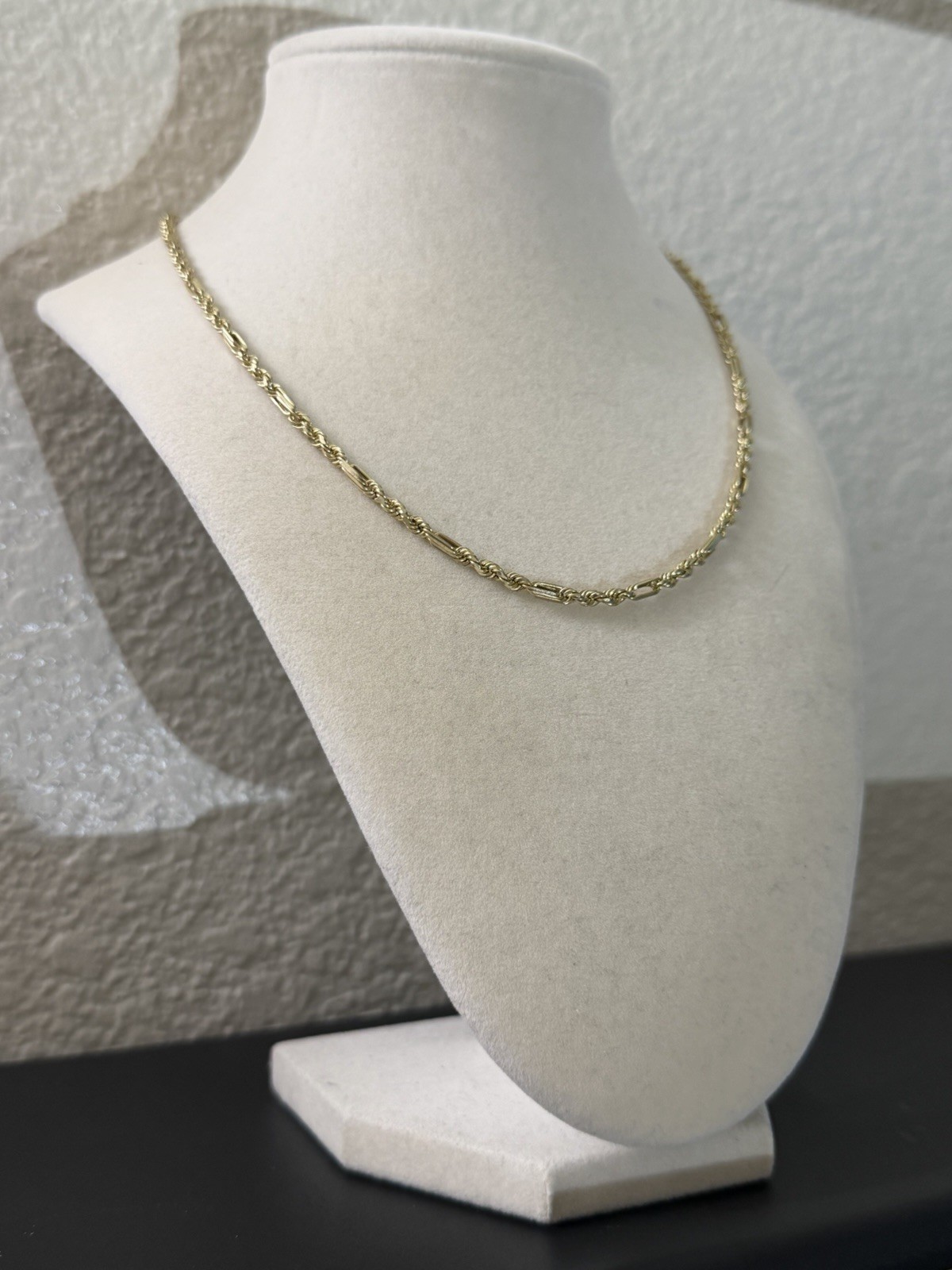 18 inch 3mm – 10k Yellow Gold Milano (Figarope) Chain