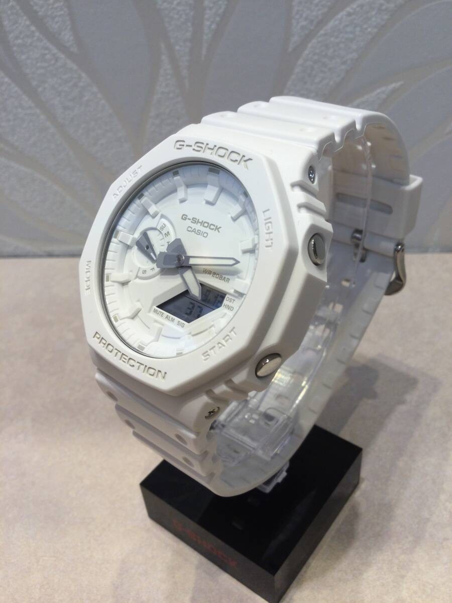 New G SHOCK Men’s GA 2100 7AJF Wristwatch White