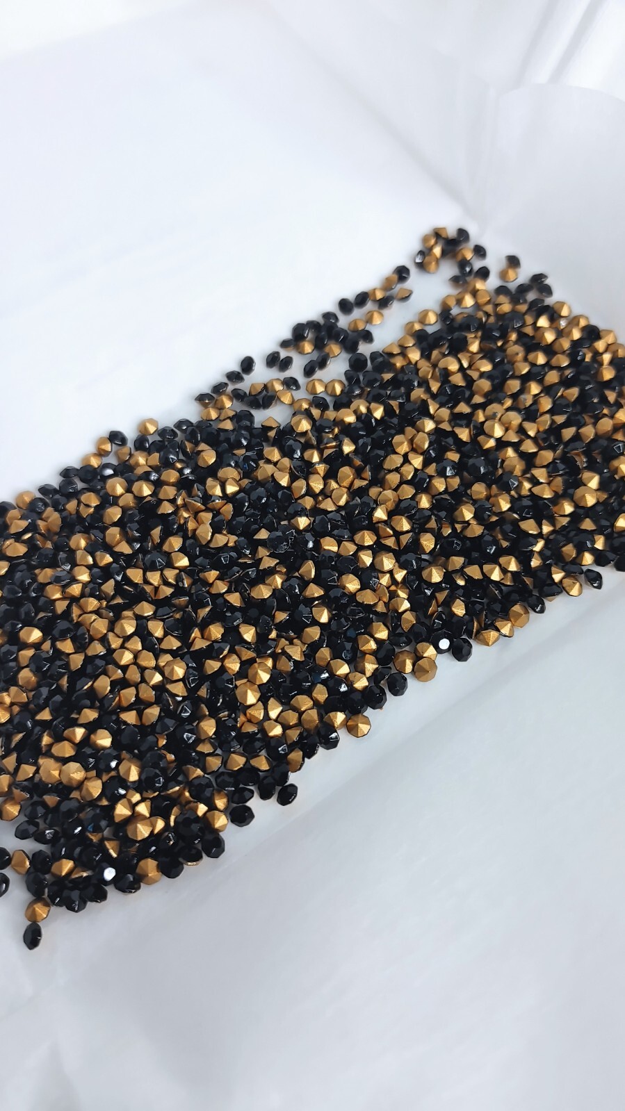 1440 Czech JET BLACK Gold Foiled Machine Cut EXTRA BRILLIANT CHATONS~SS12/24PP